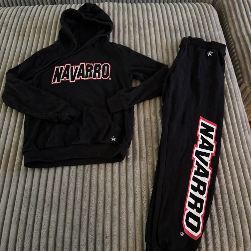 Navarro Black Hoodie and Sweatpants Set